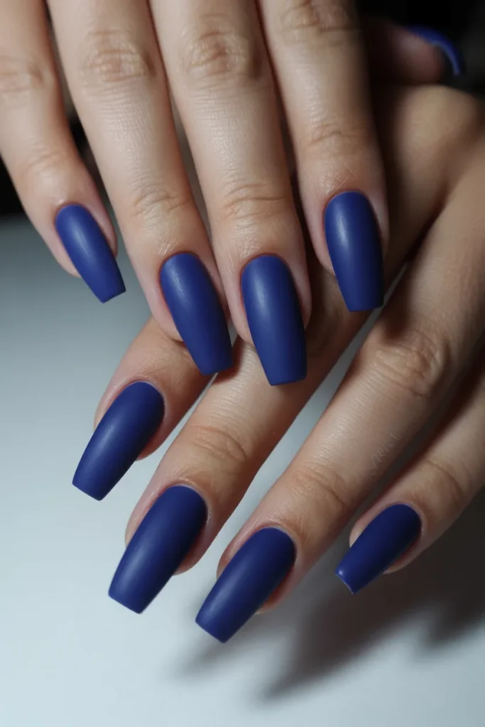 Matte dark blue coffin nails