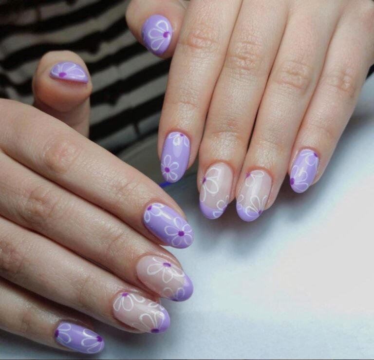 Lilac Soft Pastel Floral Nails