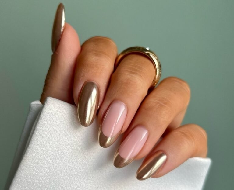 Liquid Gold Chrome Nails That Shine All Summer Long