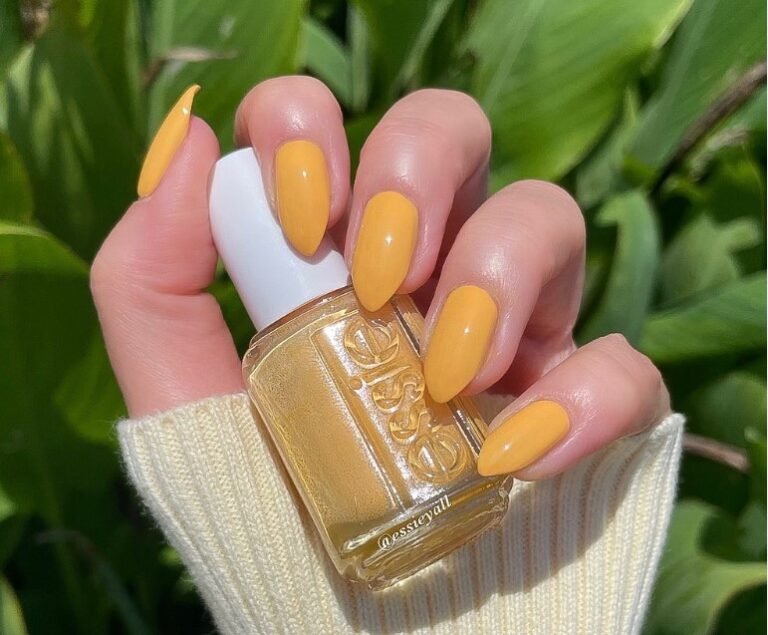 Mustard Yellow Fall Nail