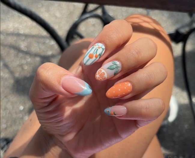 Orange Fruity Nails