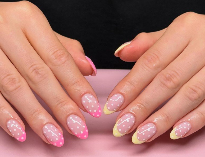 Polka Dot Nail