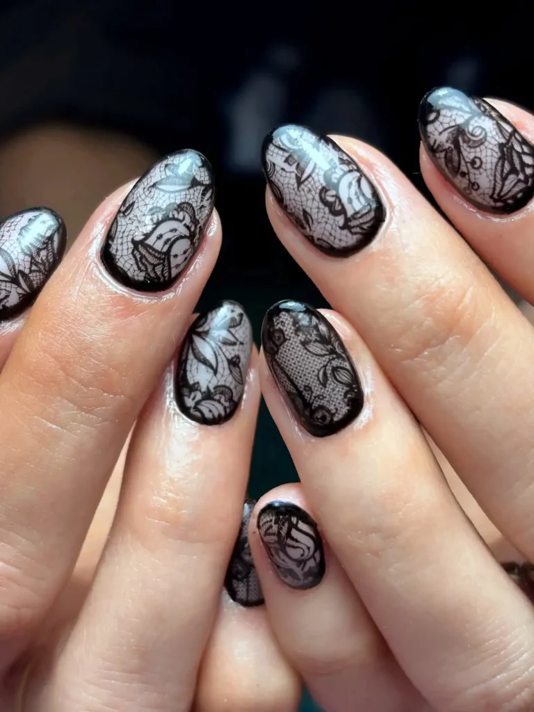 Lace Accent Nails