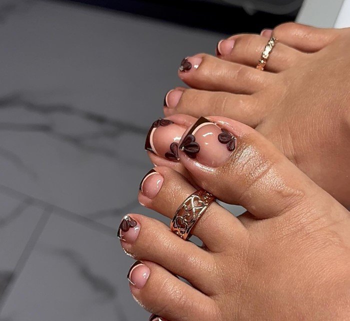 fall toe nail